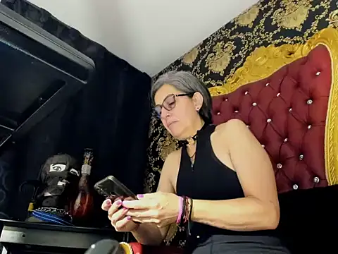 Hades Lyra online show from March 30, 2026, 3:02 pm