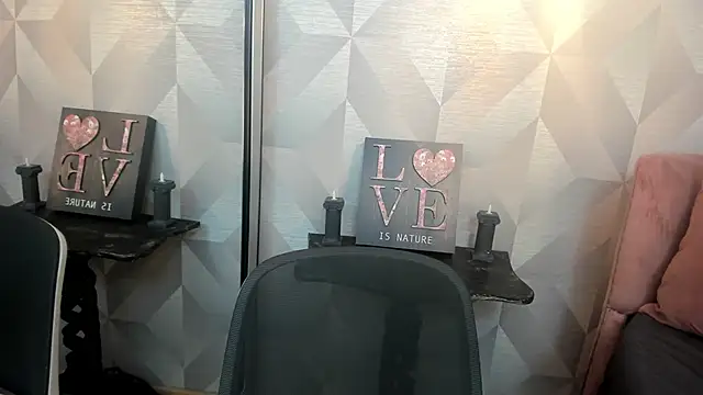 Scarlet 22  online show from March 20, 2026, 2:29 pm