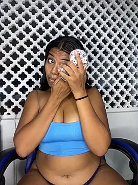 Snapshot of Coraline_em chatting on March 18, 2026, 6:42 pm Coraline em online show from March 18, 2026, 6:42 pm