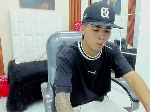 Thiago collinss online show from February 27, 2026, 10:09 pm