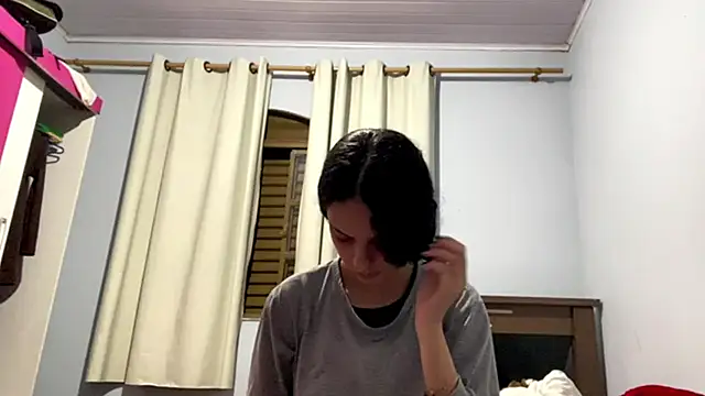 IvyDesirer online show from March 12, 2026, 2:06 am