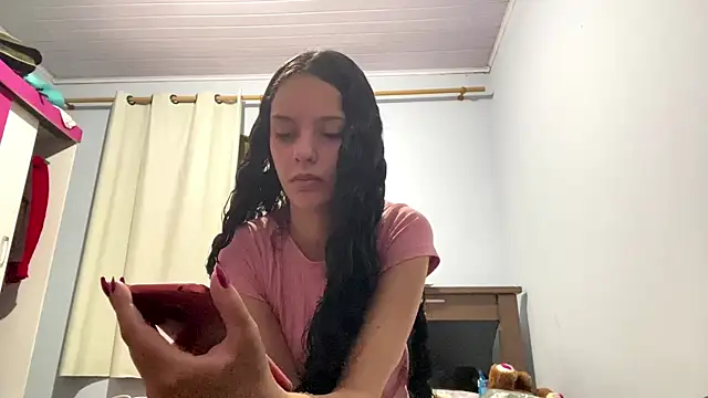 IvyDesirer online show from March 24, 2026, 2:22 am