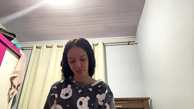 IvyDesirer online show from March 20, 2026, 2:23 am