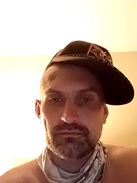 Viciouzz1 online show from March 4, 2026, 8:00 am