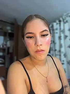 Snapshot of MiluRossee chatting on April 9, 2026, 6:30 am MiluRossee online show from April 9, 2026, 6:30 am