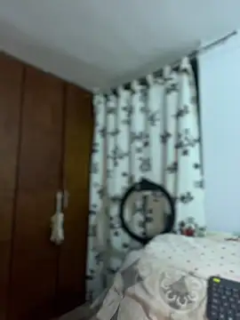 Snapshot of MiluRossee chatting on March 30, 2026, 5:42 am MiluRossee online show from March 30, 2026, 5:42 am