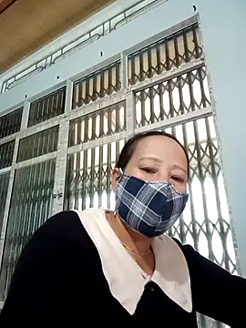 JenyLy68 online show from April 2, 2026, 1:13 am