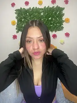 Laihafire02 online show from April 14, 2026, 6:57 pm
