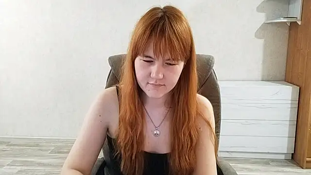 Snapshot of DinaFirebird chatting on April 16, 2026, 6:25 am DinaFirebird online show from April 16, 2026, 6:25 am