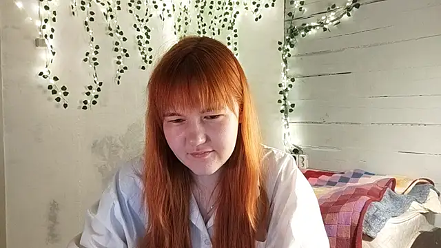 Snapshot of DinaFirebird chatting on March 30, 2026, 4:14 am DinaFirebird online show from March 30, 2026, 4:14 am