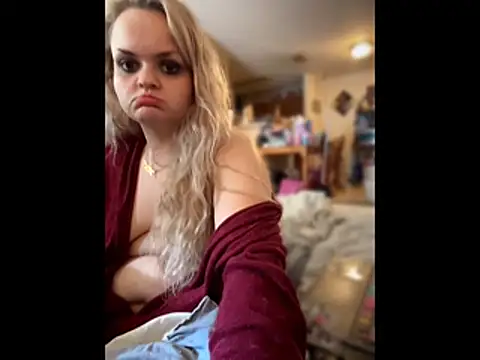 DaddysLakieBaby online show from May 24, 2026, 2:17 pm