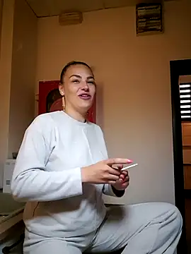 AvaCherry online show from April 30, 2026, 4:58 pm