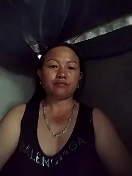 Snapshot of Lucie_Fuzk chatting on April 11, 2026, 7:45 am Lucie Fuzk online show from April 11, 2026, 7:45 am