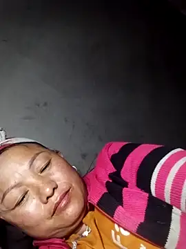 Snapshot of Lucie_Fuzk chatting on March 4, 2026, 6:32 am Lucie Fuzk online show from March 4, 2026, 6:32 am