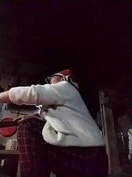 Snapshot of Lucie_Fuzk chatting on March 19, 2026, 1:44 pm Lucie Fuzk online show from March 19, 2026, 1:44 pm