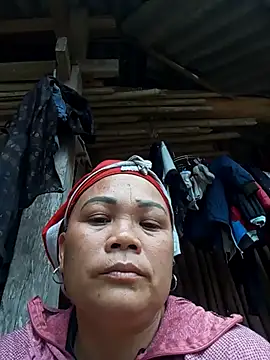 Snapshot of Heylen_hooo chatting on February 25, 2026, 10:15 am Heylen hooo online show from February 25, 2026, 10:15 am