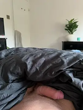 lockedinlad online show from April 27, 2026, 5:16 am