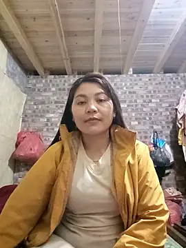 Linhna20 online show from March 12, 2026, 9:02 am
