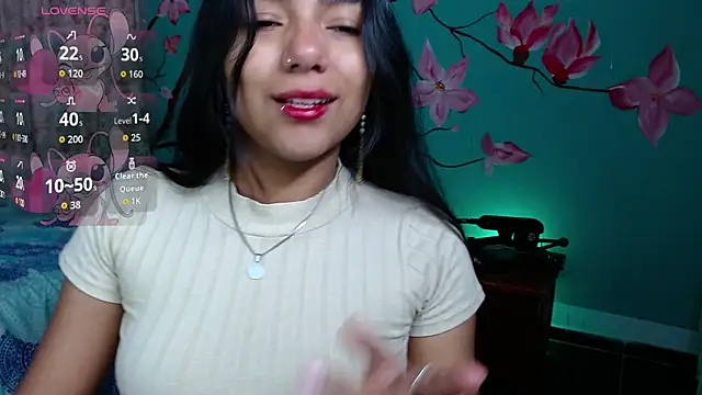 NoelleVireaux online show from March 22, 2026, 11:45 am