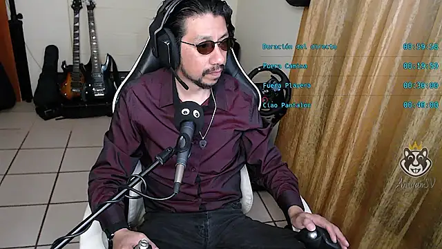 Snapshot of AntuanSV chatting on March 16, 2026, 5:15 am AntuanSV online show from March 16, 2026, 5:15 am