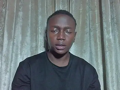 Snapshot of darkerberryguy chatting on March 1, 2026, 9:37 pm darkerberryguy online show from March 1, 2026, 9:37 pm