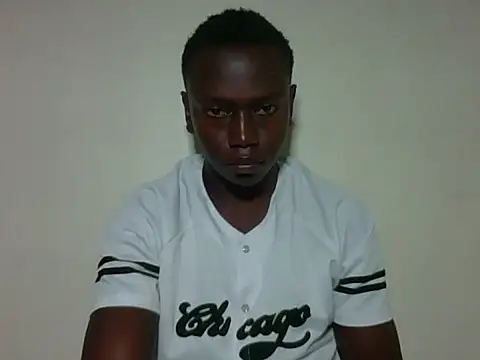 Snapshot of darkerberryguy chatting on March 3, 2026, 1:40 pm darkerberryguy online show from March 3, 2026, 1:40 pm