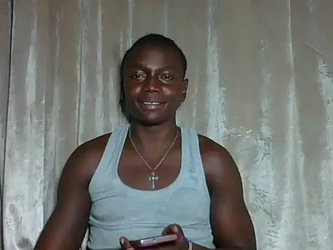 darkerberryguy online show from May 17, 2026, 8:42 pm