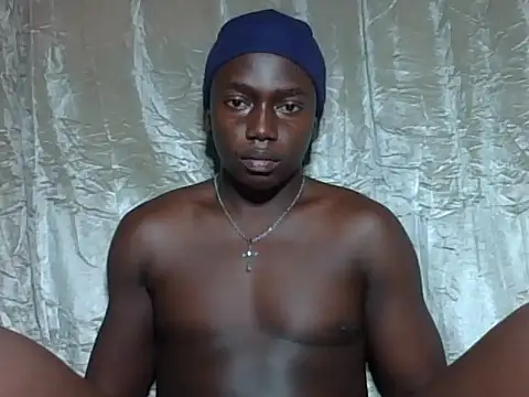 Snapshot of darkerberryguy chatting on April 12, 2026, 5:44 am darkerberryguy online show from April 12, 2026, 5:44 am