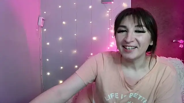 Birdie Kiss online show from May 27, 2026, 9:11 pm