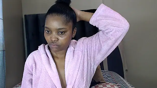 LexyDiana online show from May 27, 2026, 6:10 am