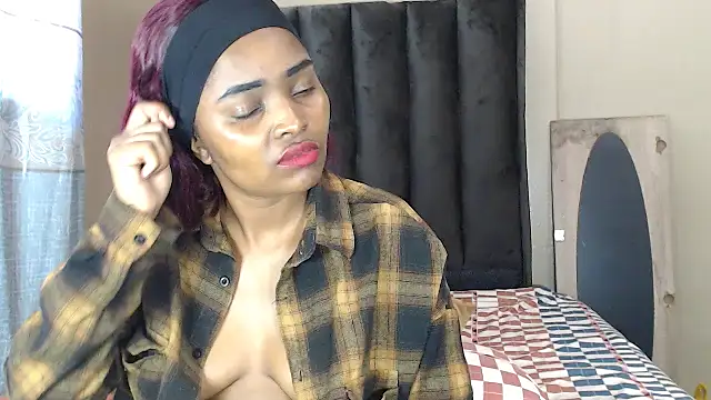 LexyDiana online show from May 9, 2026, 8:18 am