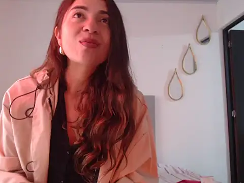 Snapshot of Julietaamado chatting on June 19, 2026, 4:46 pm Julietaamado online show from June 19, 2026, 4:46 pm