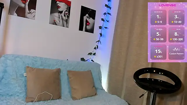 Rebeca Marchetti online show from May 11, 2026, 9:23 pm