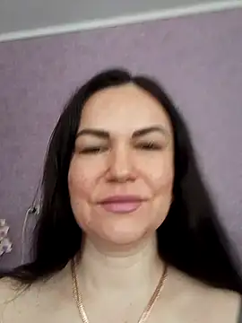 AmyLove471 online show from May 15, 2026, 9:29 am
