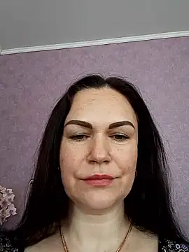 AmyLove471 online show from May 17, 2026, 9:42 am