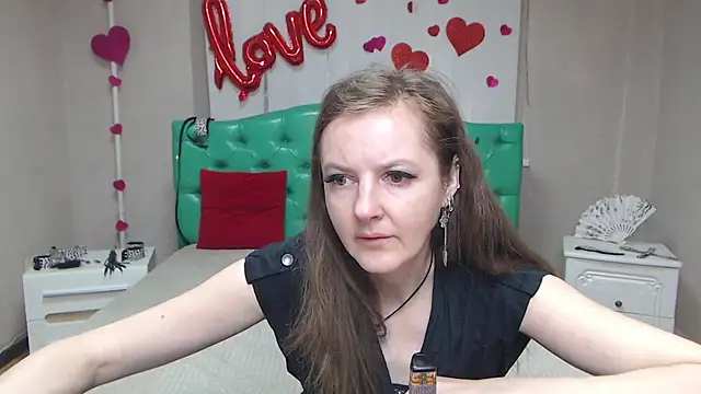 MeganPirs online show from April 25, 2026, 5:10 am