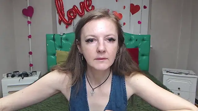 MeganPirs online show from May 10, 2026, 5:11 am