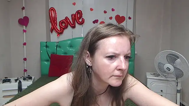MeganPirs online show from May 25, 2026, 5:11 pm