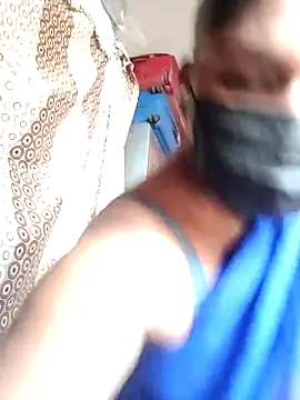 sexyladdupilla online show from April 12, 2026, 7:55 am