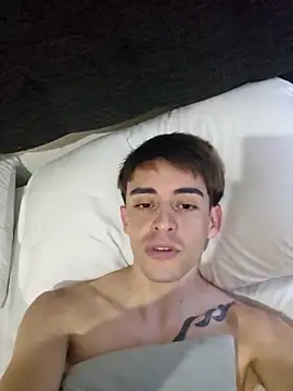 Snapshot of gastontwink chatting on March 3, 2026, 4:25 pm gastontwink online show from March 3, 2026, 4:25 pm