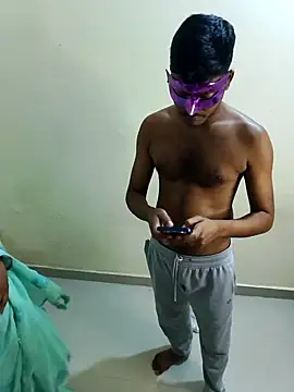 Snapshot of Sweet_Cpl_ chatting on March 16, 2026, 5:55 am Sweet Cpl online show from March 16, 2026, 5:55 am