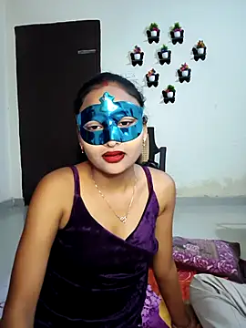 Snapshot of Sweet_Cpl_ chatting on March 14, 2026, 2:28 am Sweet Cpl online show from March 14, 2026, 2:28 am