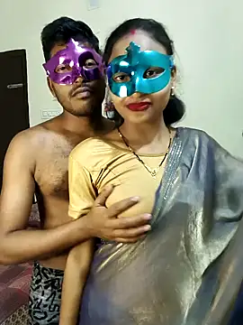 Snapshot of Sweet_Cpl_ chatting on March 21, 2026, 6:03 am Sweet Cpl online show from March 21, 2026, 6:03 am