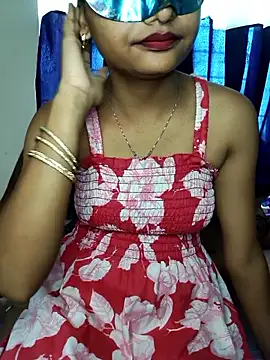 Sweet Cpl  online show from May 22, 2026, 3:04 am