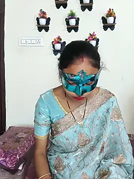 Snapshot of Sweet_Cpl_ chatting on April 4, 2026, 1:23 am Sweet Cpl online show from April 4, 2026, 1:23 am