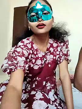 Snapshot of Sweet_Cpl_ chatting on March 2, 2026, 8:54 am Sweet Cpl online show from March 2, 2026, 8:54 am