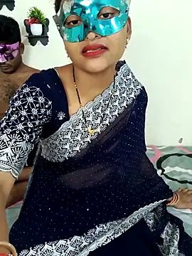 Snapshot of Sweet_Cpl_ chatting on April 12, 2026, 12:47 am Sweet Cpl online show from April 12, 2026, 12:47 am