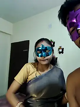 Snapshot of Sweet_Cpl_ chatting on March 21, 2026, 12:42 pm Sweet Cpl online show from March 21, 2026, 12:42 pm