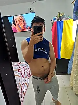 Snapshot of Charlesbigcock69 chatting on February 25, 2026, 8:19 pm Charlesbigcock69 online show from February 25, 2026, 8:19 pm