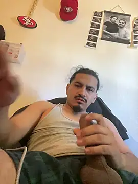 brownbonegangsta13 online show from May 20, 2026, 6:27 pm